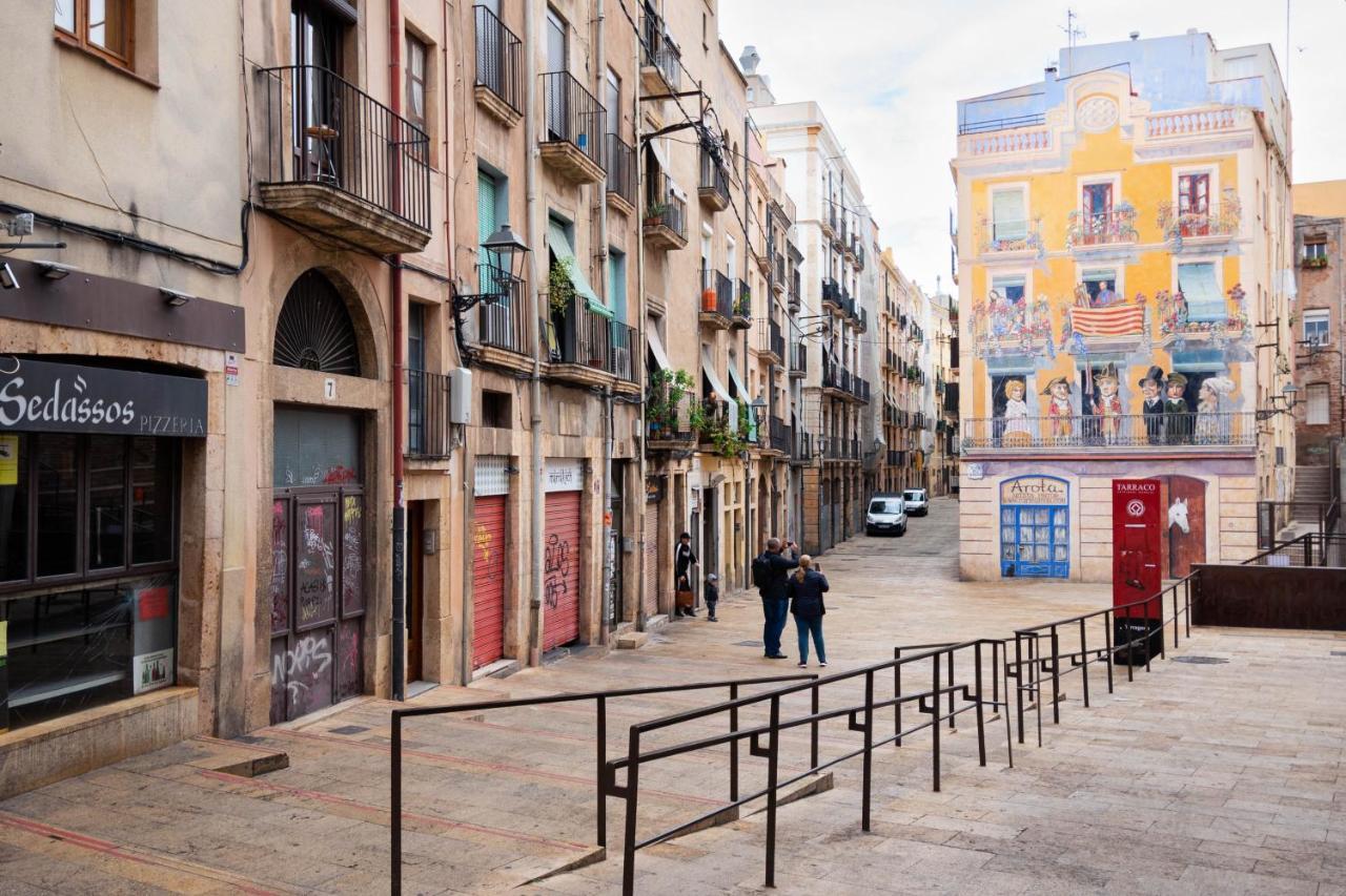 Apartamento En Plaza Sedassos Centro Historico Tarragona Eksteriør billede