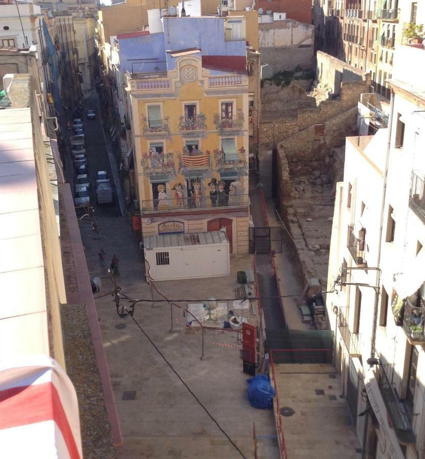 Apartamento En Plaza Sedassos Centro Historico Tarragona Eksteriør billede