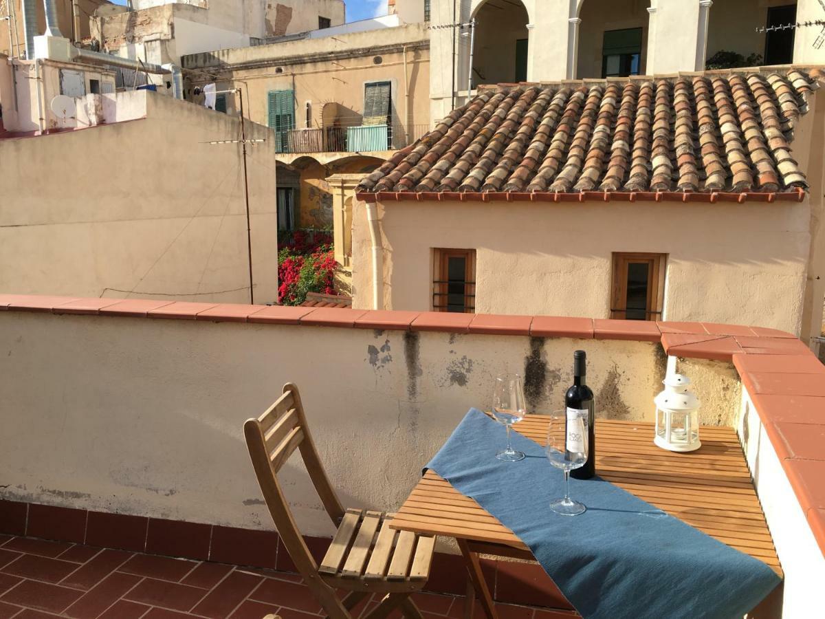 Apartamento En Plaza Sedassos Centro Historico Tarragona Eksteriør billede
